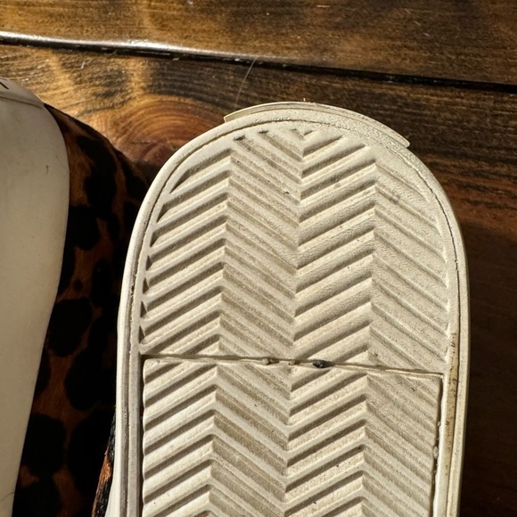 LAUREN Ralph Lauren Leopard Print Sneakers calf hair size 9B - Picture 10 of 10